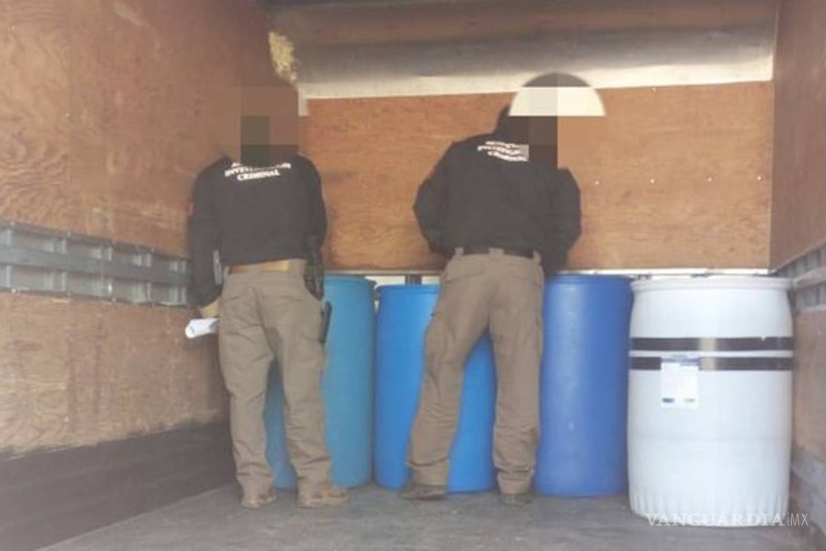 Recuperan camión robado con 200 litros de gel antibacterial en Edomex