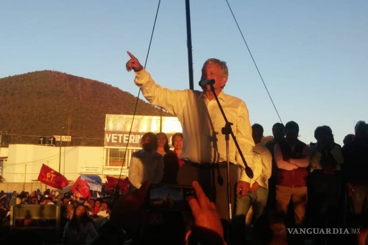 Desde Atlacomulco, AMLO se lanza contra la SCJN: ¿qué ha hecho por el pueblo?