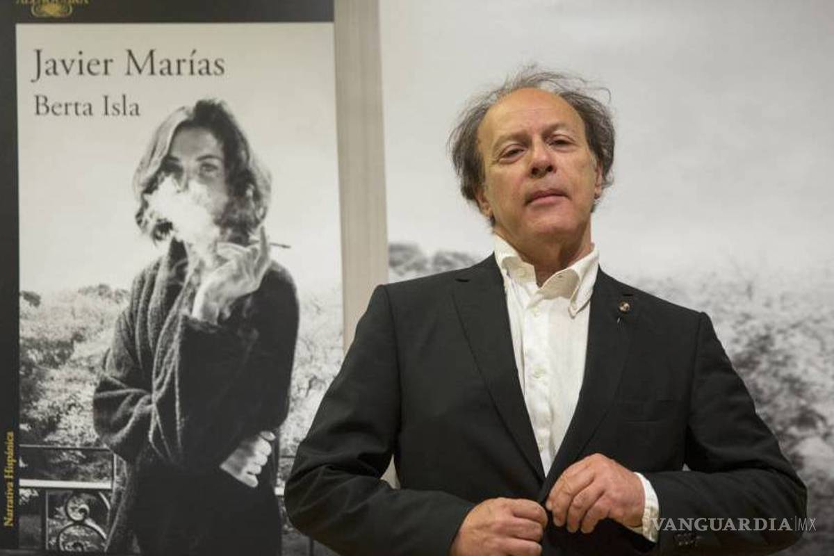 Ya está en México “Berta Isla”, la más reciente novela de Javier Marías