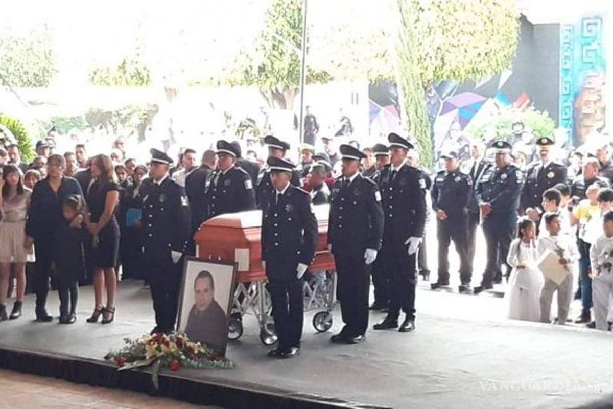 Despiden a edil del Valle de Chalco, exigen a gritos “justicia”