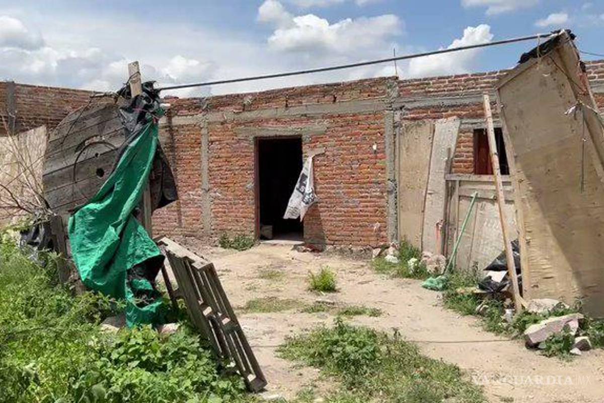 Familias de jóvenes en Lagos de Moreno desconocen restos calcinados hallados en una finca