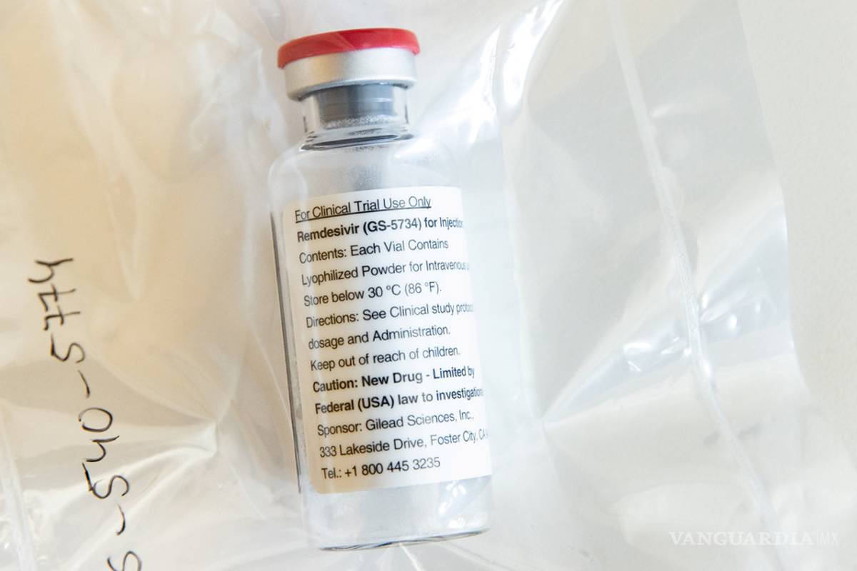 Gobierno de EU adquiere todas las existencias de remdesivir para combatir el coronavirus en los próximos tres meses