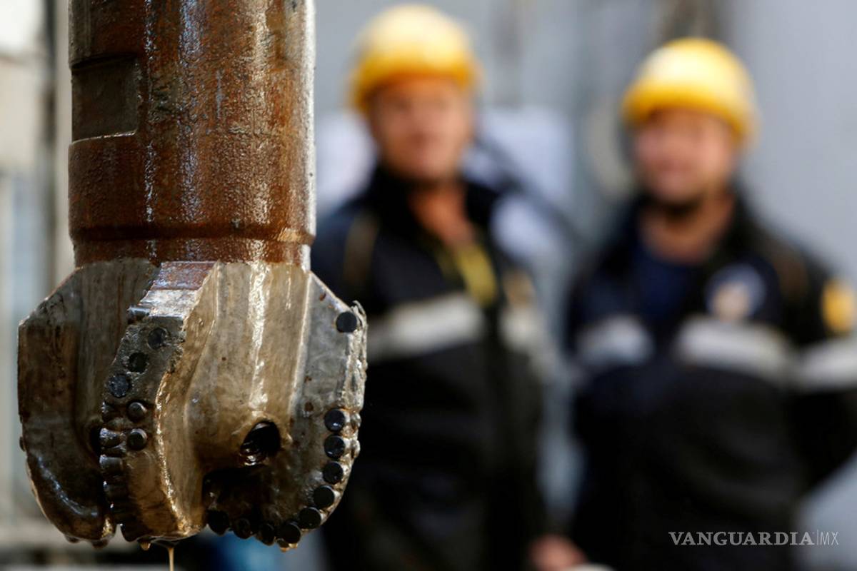 Precio del petróleo WTI continúa a la baja; cae hasta los 11 dólares por barril