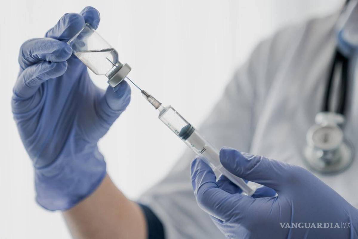 Pfizer se queda fuera del sector privado: Cofepris mantiene en pausa liberación de vacuna