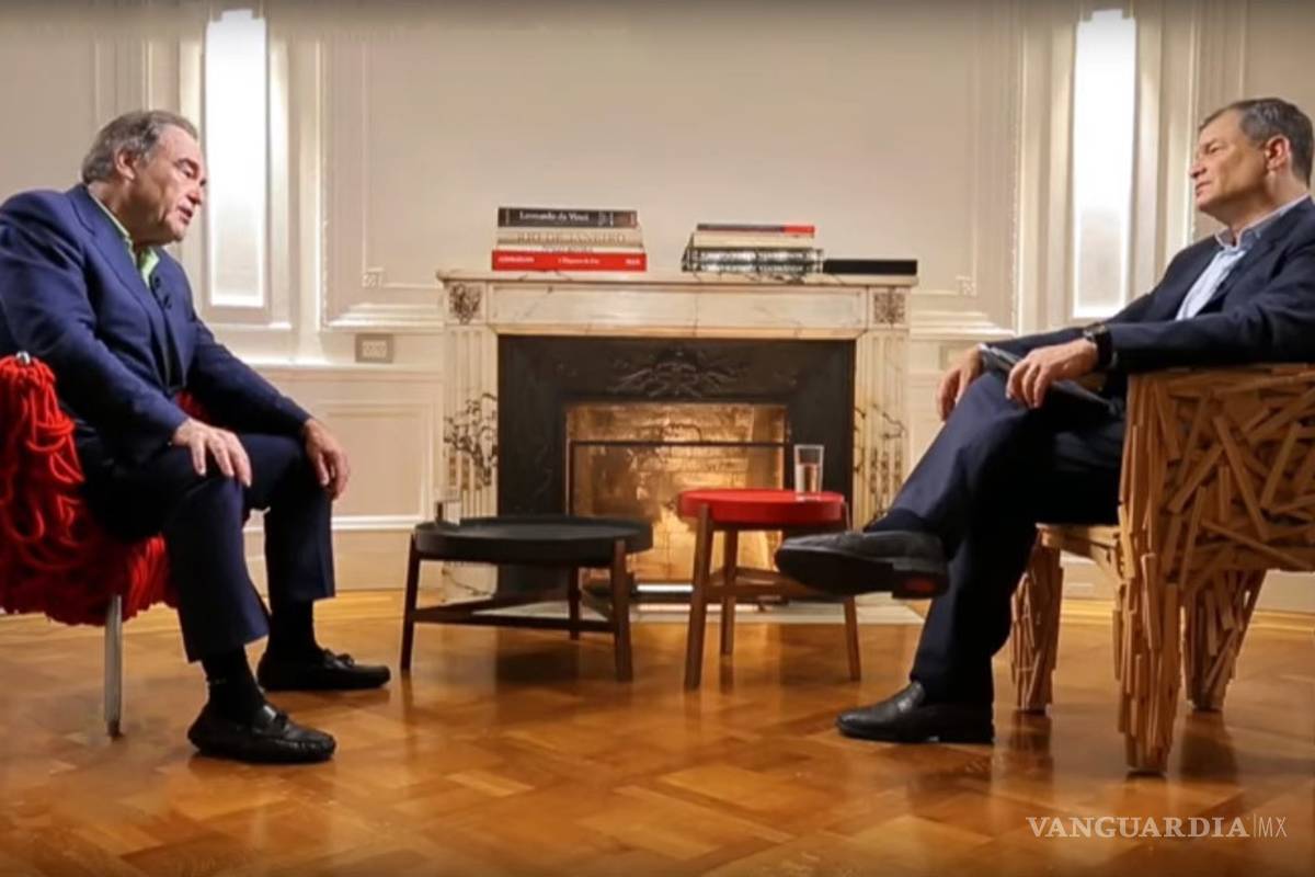 ‘Estados Unidos se ha convertido en una fuerza del mal’: Oliver Stone al expresidente de Ecuador