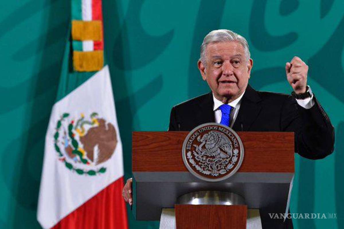 La UNAM se volvió individualista y neoliberal, acusa AMLO