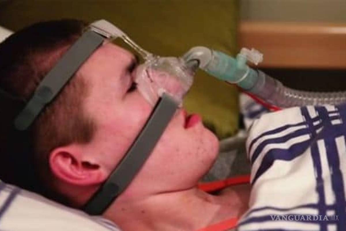 El extraño caso de Liam Derbyshire, morirá si se queda dormido