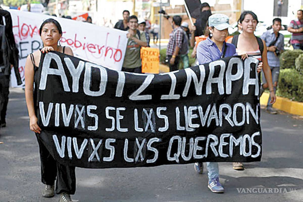 PGR busca crear nueva versión de Ayotzinapa, reducen número de incinerados