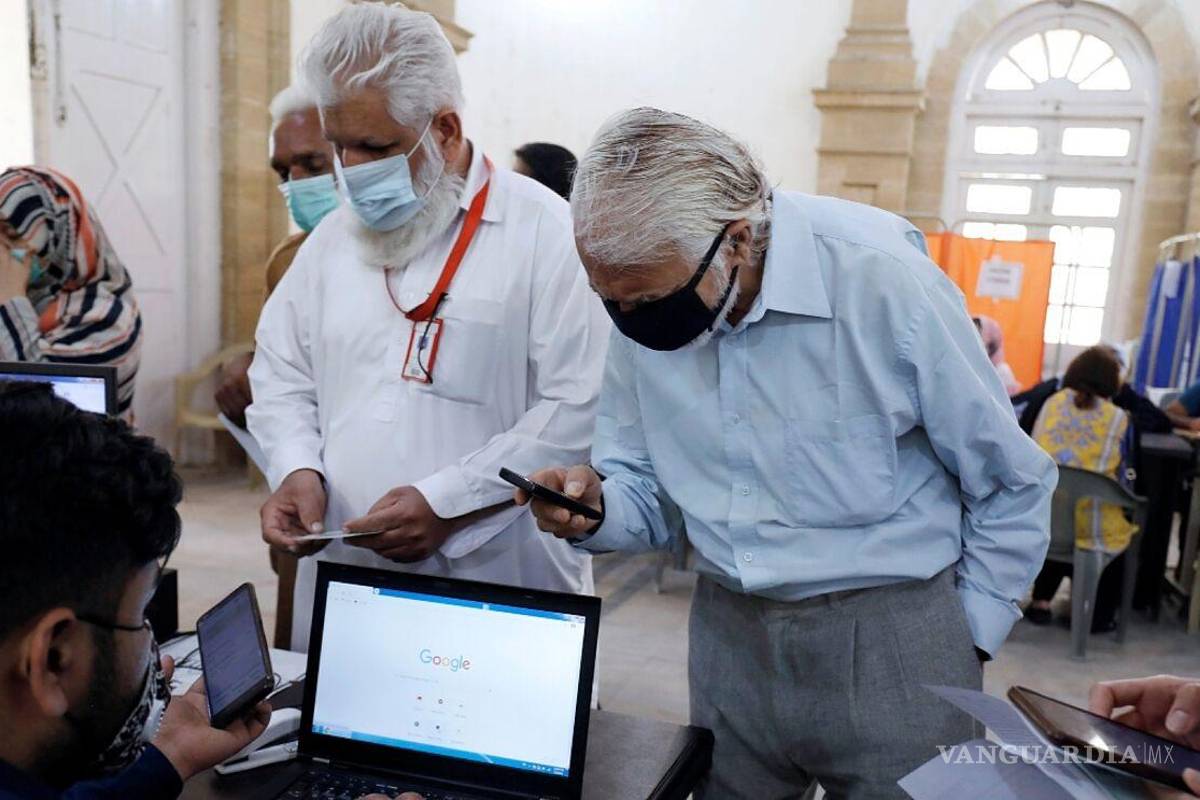 Plantean que pensiones y jubilaciones sean calculadas con salarios mínimos y no en UMA, ¿Qué significa?