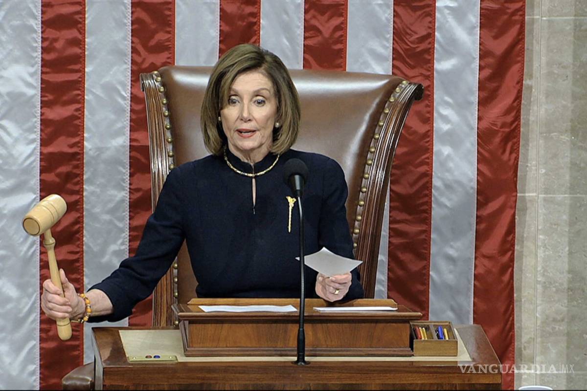 Invita Pelosi a Trump a dar su discurso anual