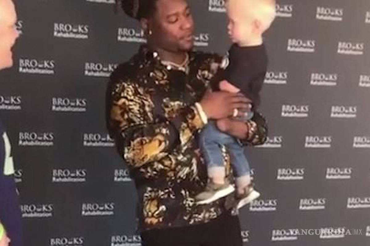 Shaquem Griffin conoce a niño con su misma discapacidad