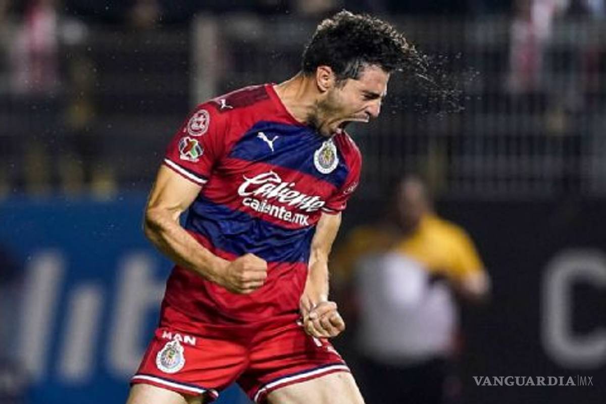 Pollo Briseño se niega a bajarse el sueldo ante la crisis