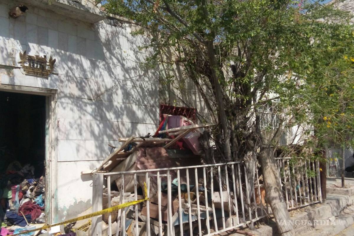 Muere mujer en Torreón y sus perros empiezan a devorarla