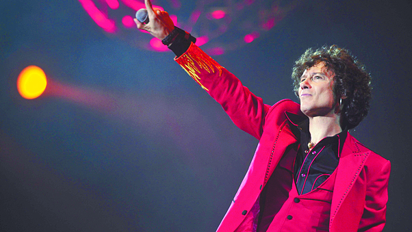 Enrique Bunbury abre nueva fecha en México