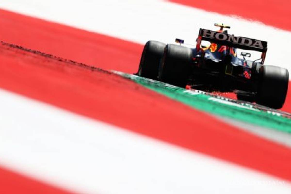 Checo Pérez terminó séptimo en práctica tres; Verstappen lideró y venció a Mercedes