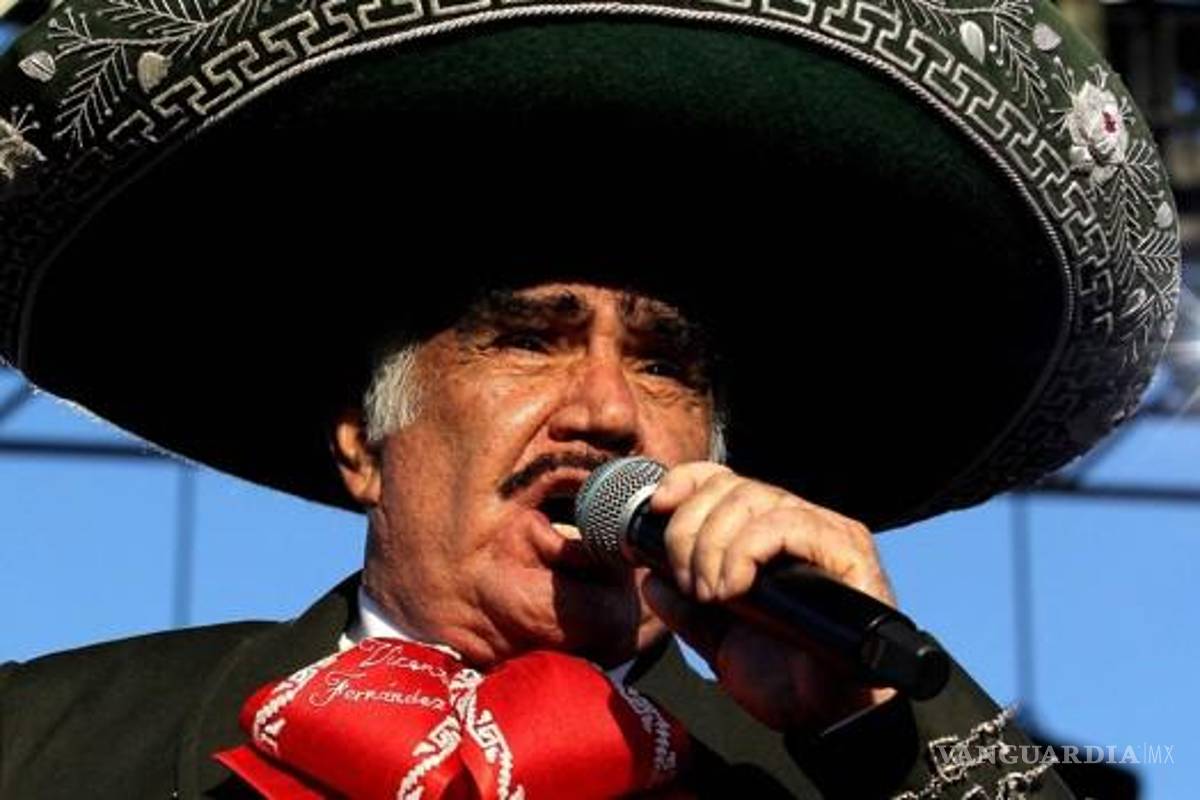 ‘Machista y homofóbico’; estas son las controversias más polémicas de Vicente Fernández