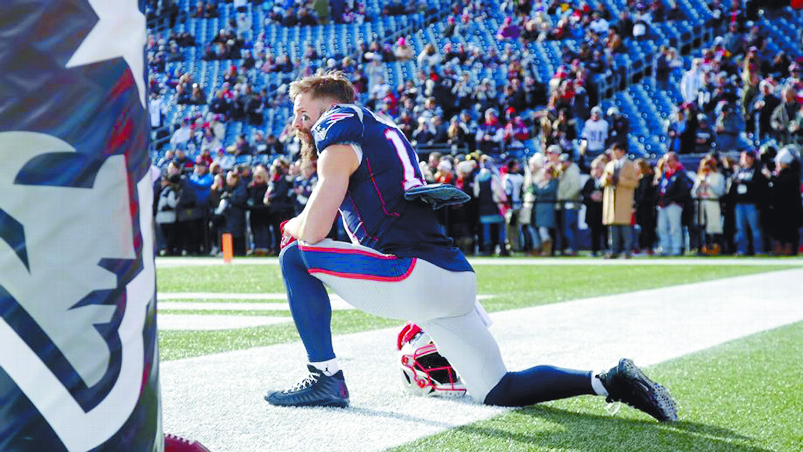 Revelan cirugía de Julian Edelman en el hombro