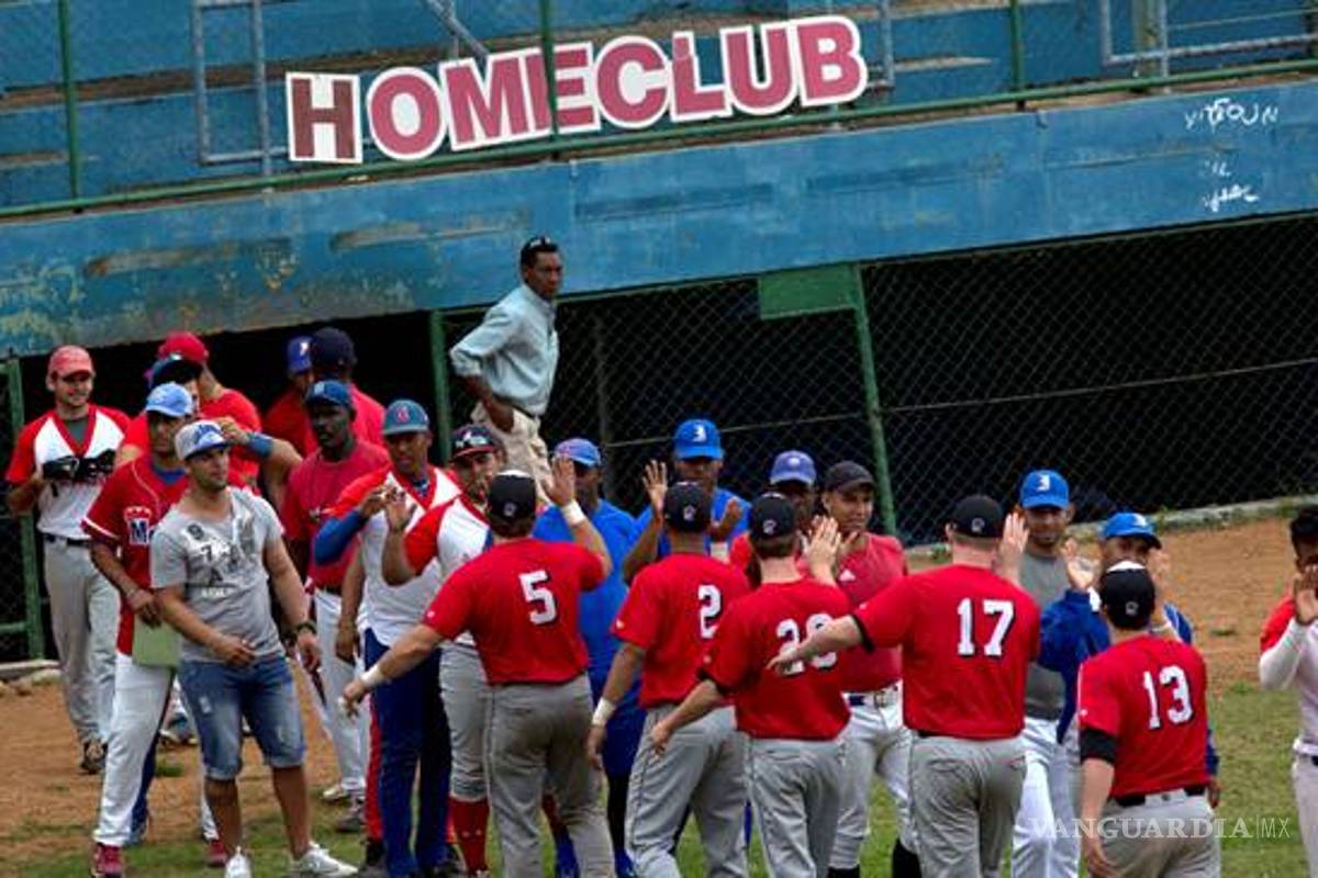 EU y Cuba juegan beisbol; olvidan la política