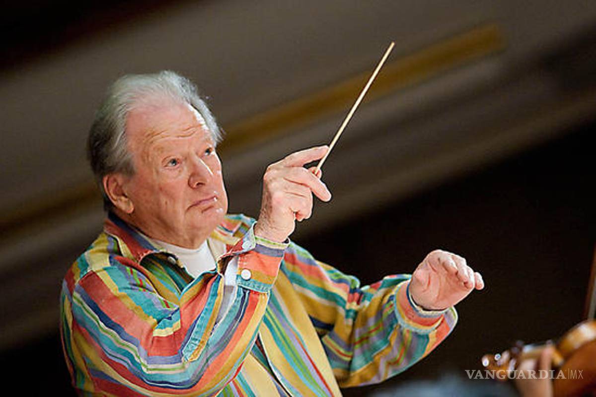 Muere el director de orquesta, Neville Marriner