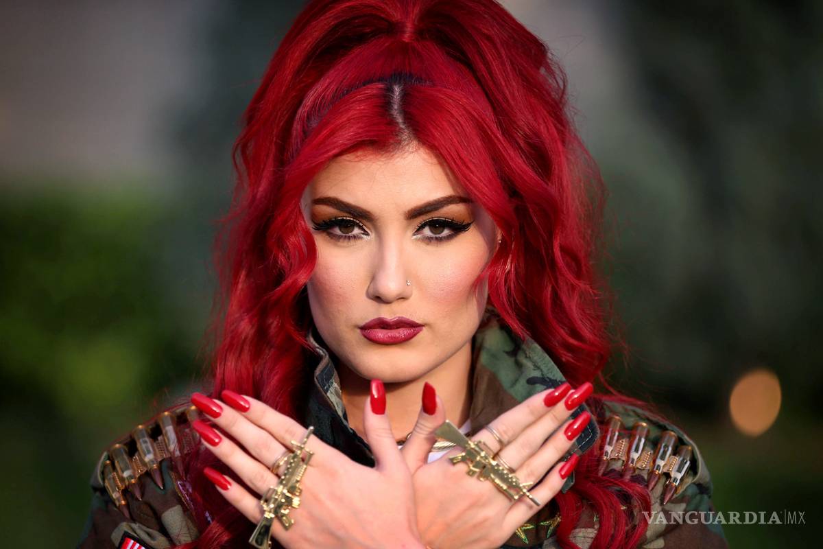 Helly Luv, la cantante kurda más odiada y buscada por el ISIS