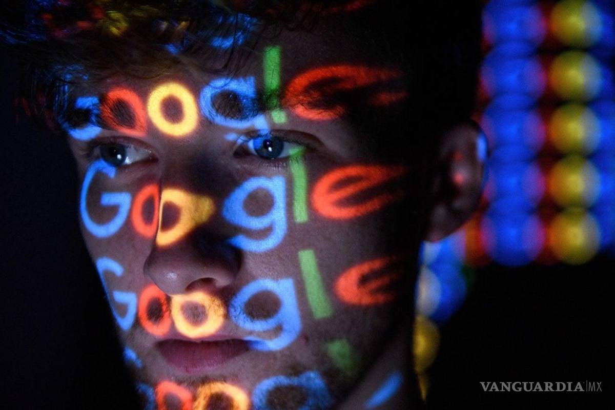 ¿Google te espía?... reporte asegura que graba y escucha a sus usuarios a través del Asistente