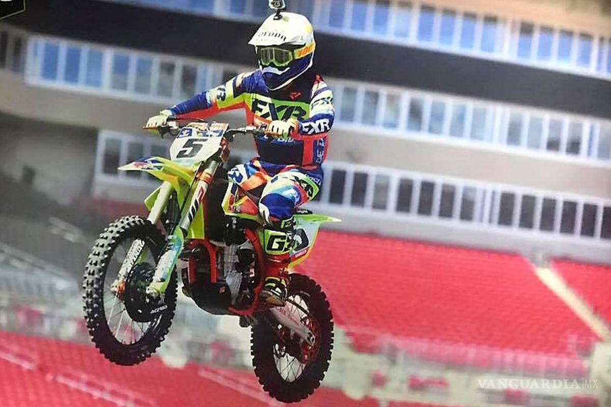 Se le niega el podio en el ‘Monster Energy Supercross’ a Javier Cabello