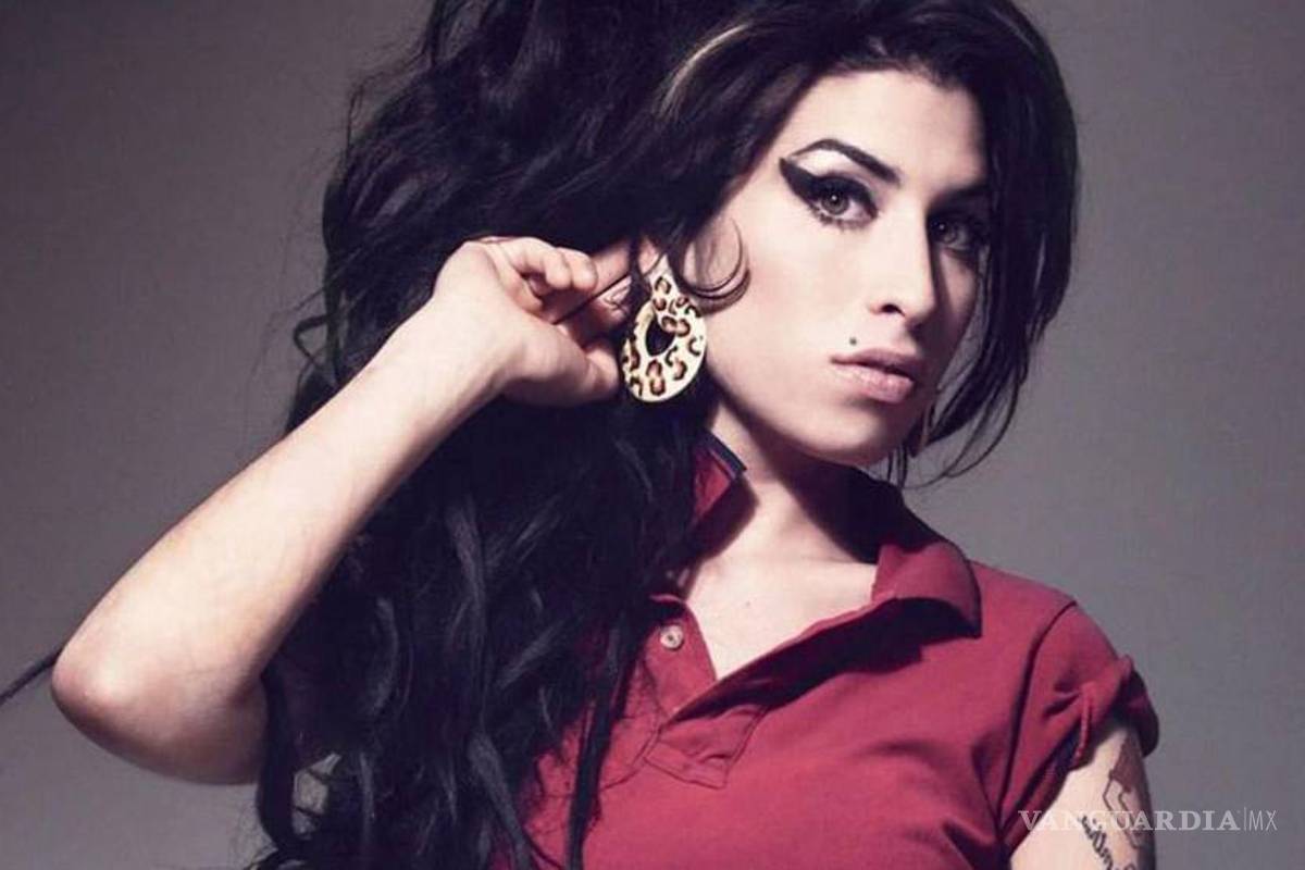 Una muerte lenta, solitaria y previsible: los últimos días de Amy Winehouse