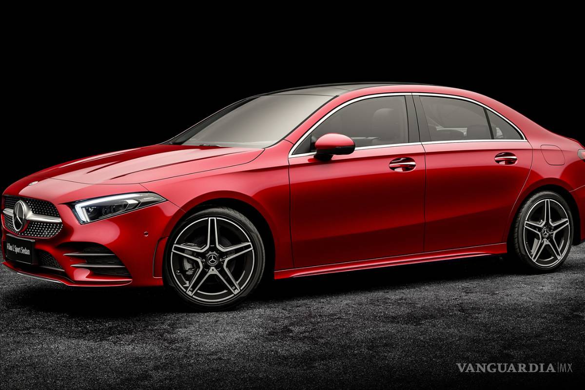 Mercedes-Benz Clase A Sedán está listo, y se estrena en versión extendida para China
