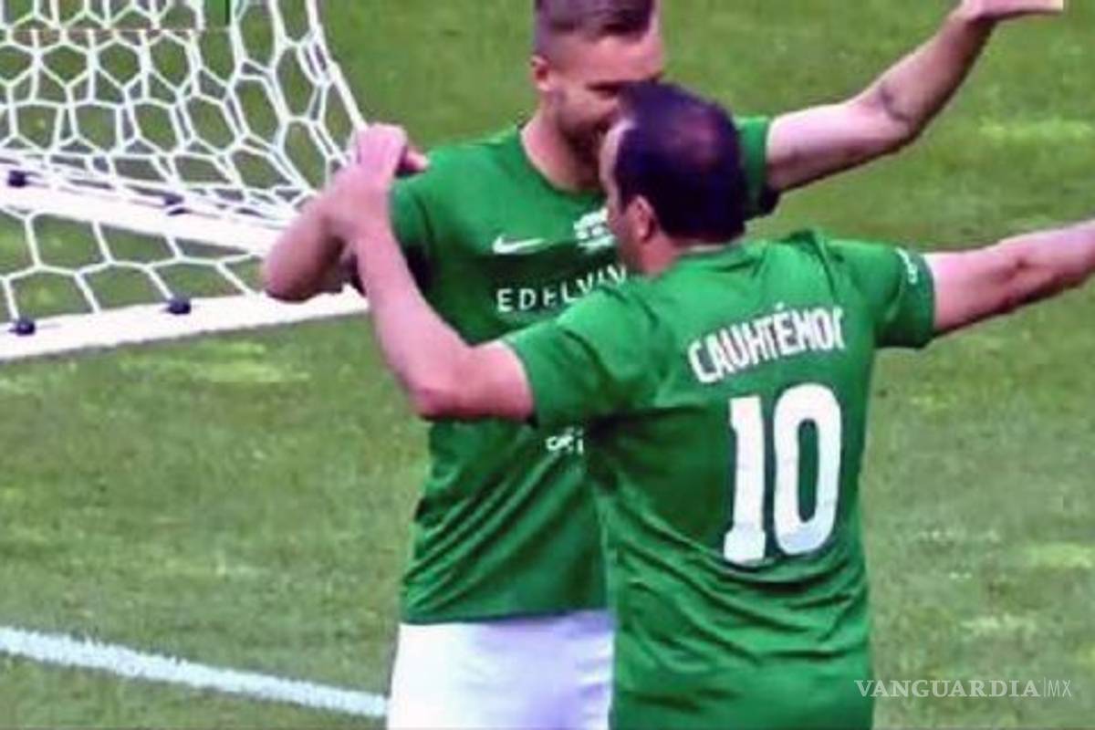 Entregan jersey con nombre equivocado a Cuauhtémoc Blanco