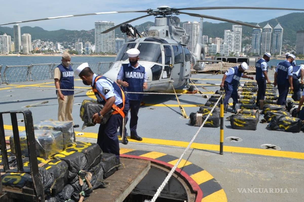 Aseguran dos toneladas de cocaína cerca de las costas de Acapulco, Guerrero