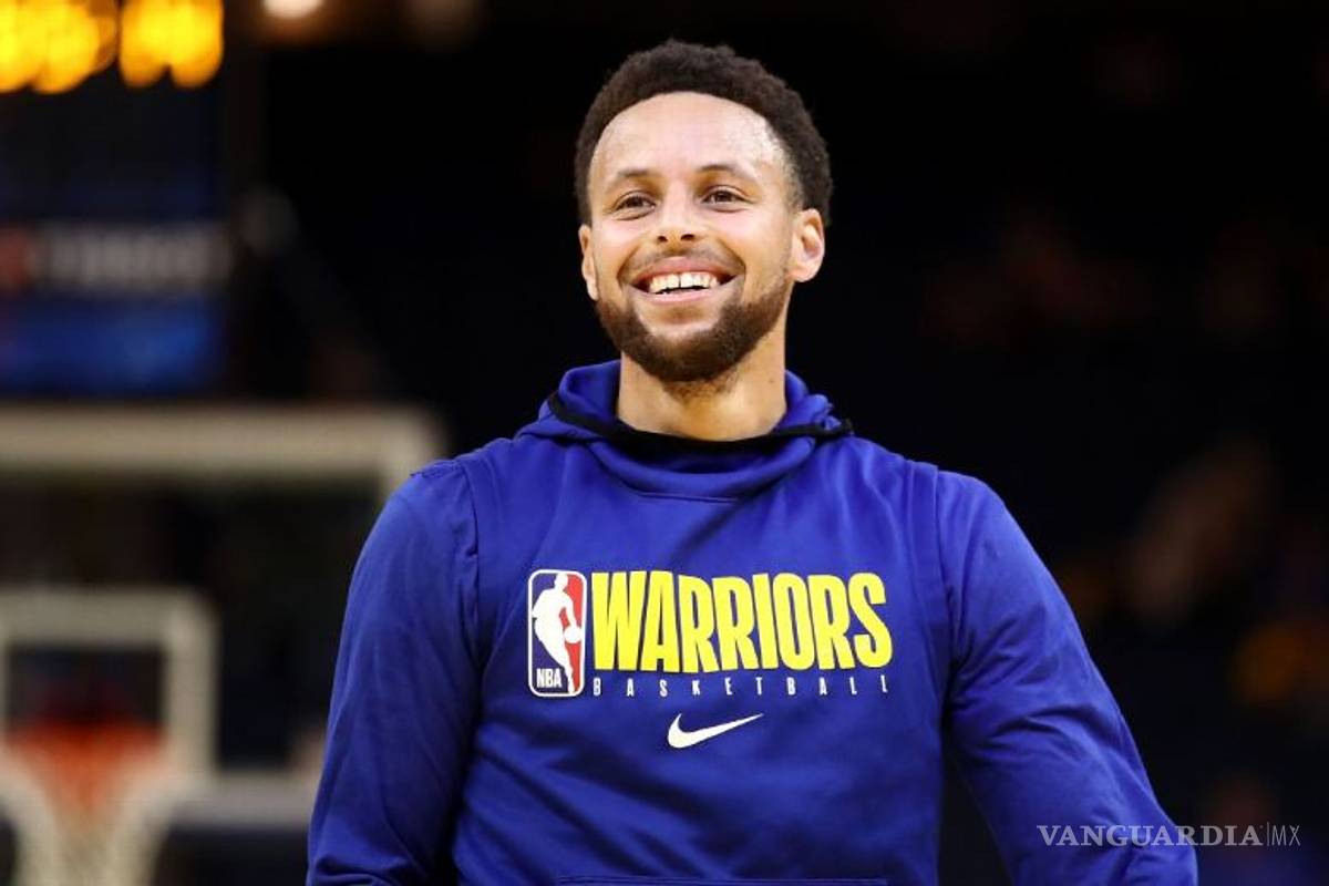 Curry es maestro sustituto durante la cuarentena