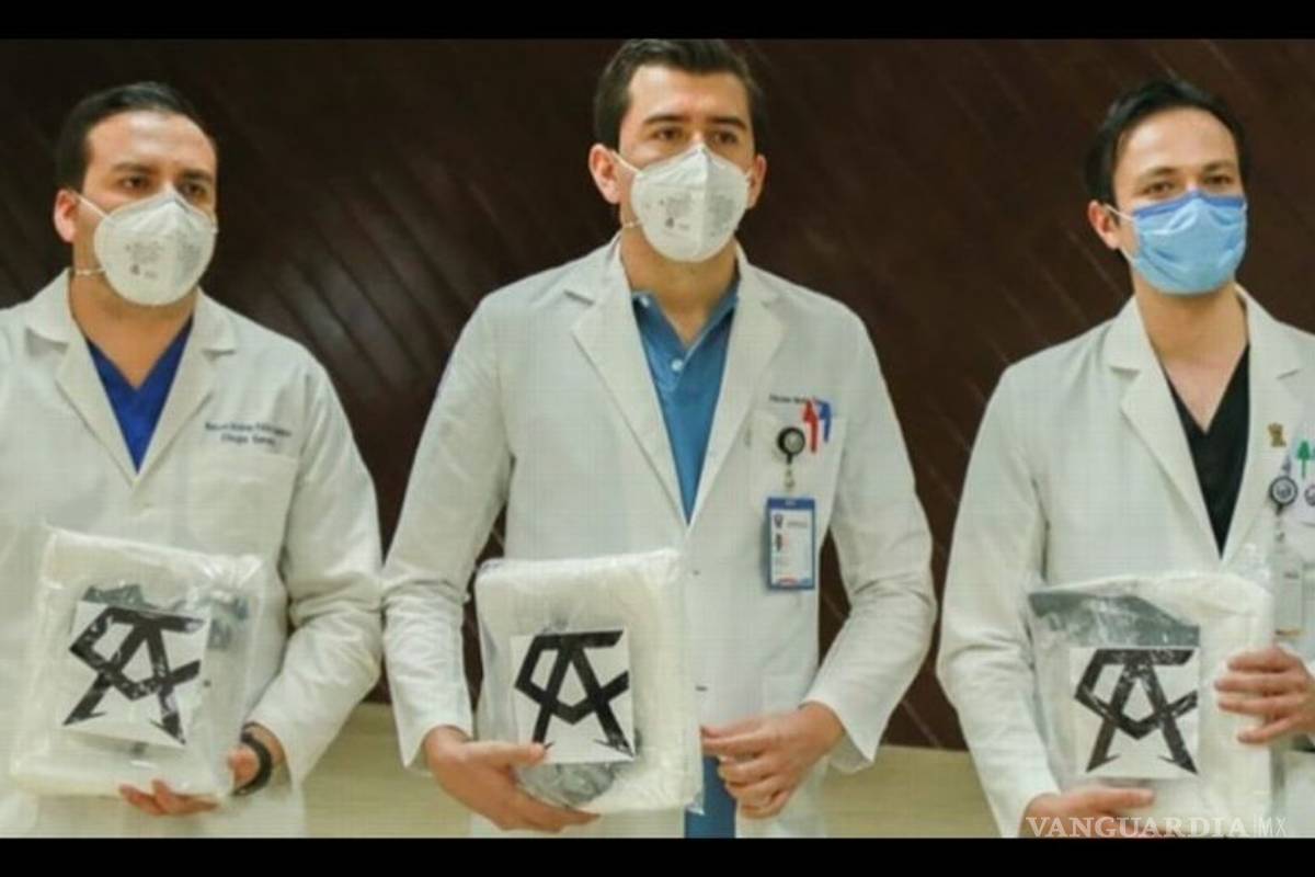 'Canelo' lanza un gancho al COVID-19 al donar equipo para médicos