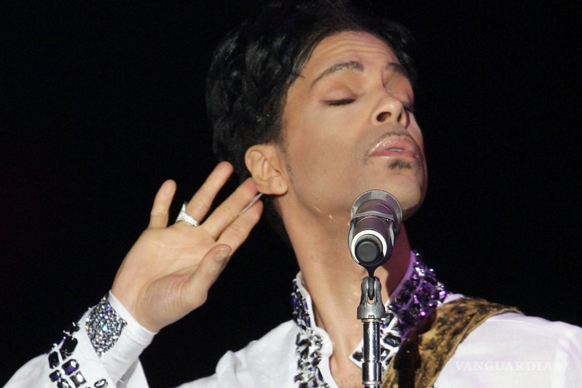 No es broma: venden lluvia del día que murió Prince