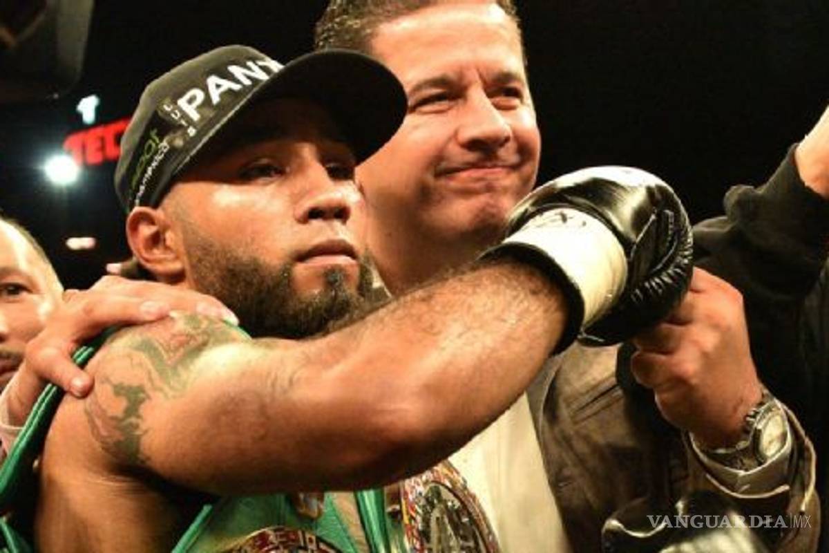 Luis 'Pantera' Nery despacha a Arthur Villanueva en Tijuana