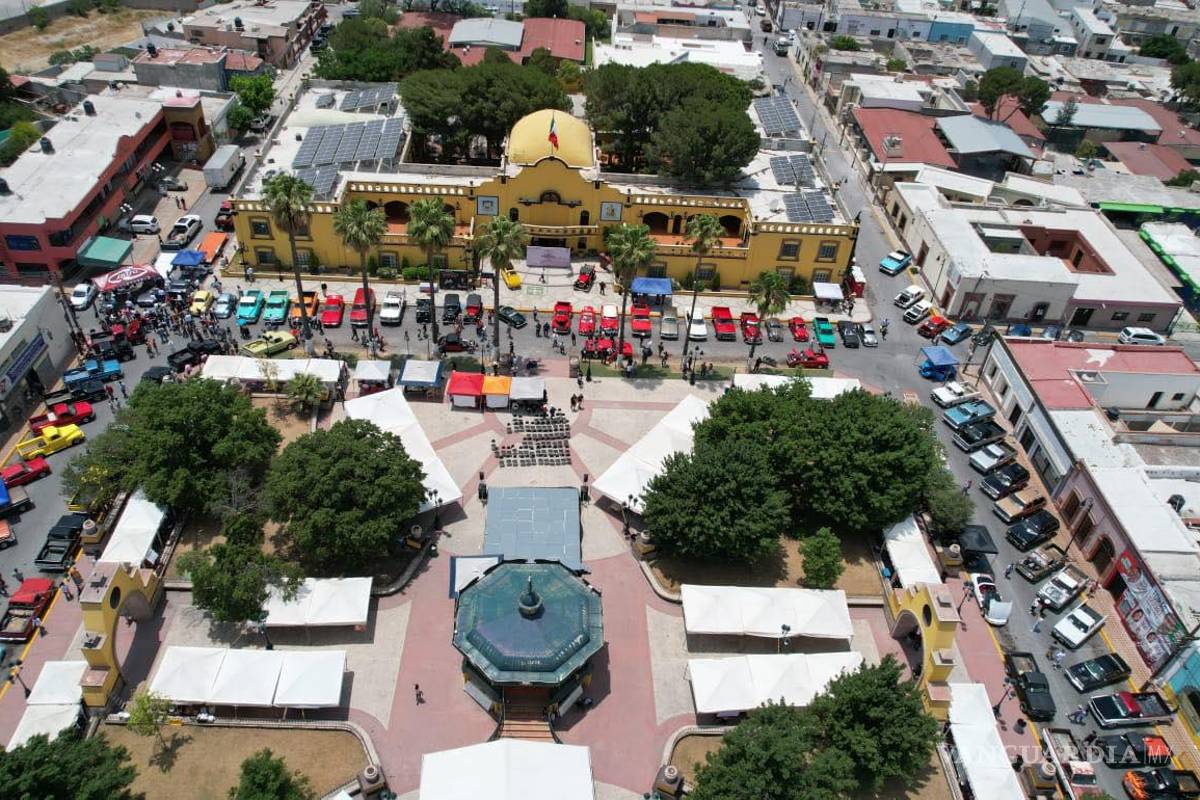 Café Montaigne 296: Un relato fascinante sobre Ramos Arizpe y su gente