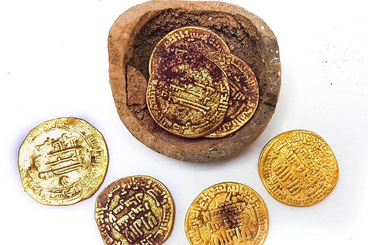 Descubren monedas de oro de mil 200 años en Israel