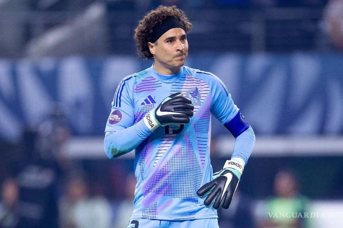Ni el rival ni la prensa tuvieron piedad de Memo Ochoa; críticas llueven, al igual que los goles