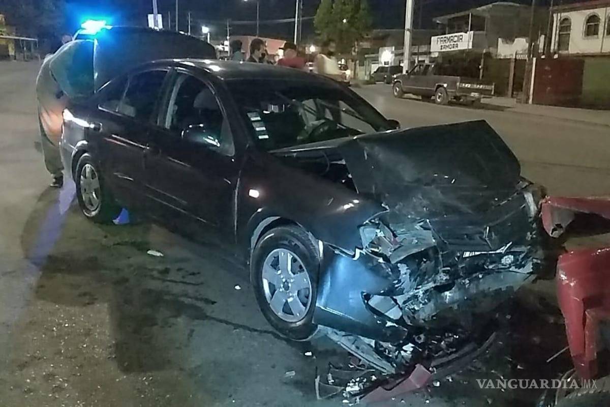 Descuido de conductores causa accidente en Calzada Madero de Saltillo, deja cinco lesionados