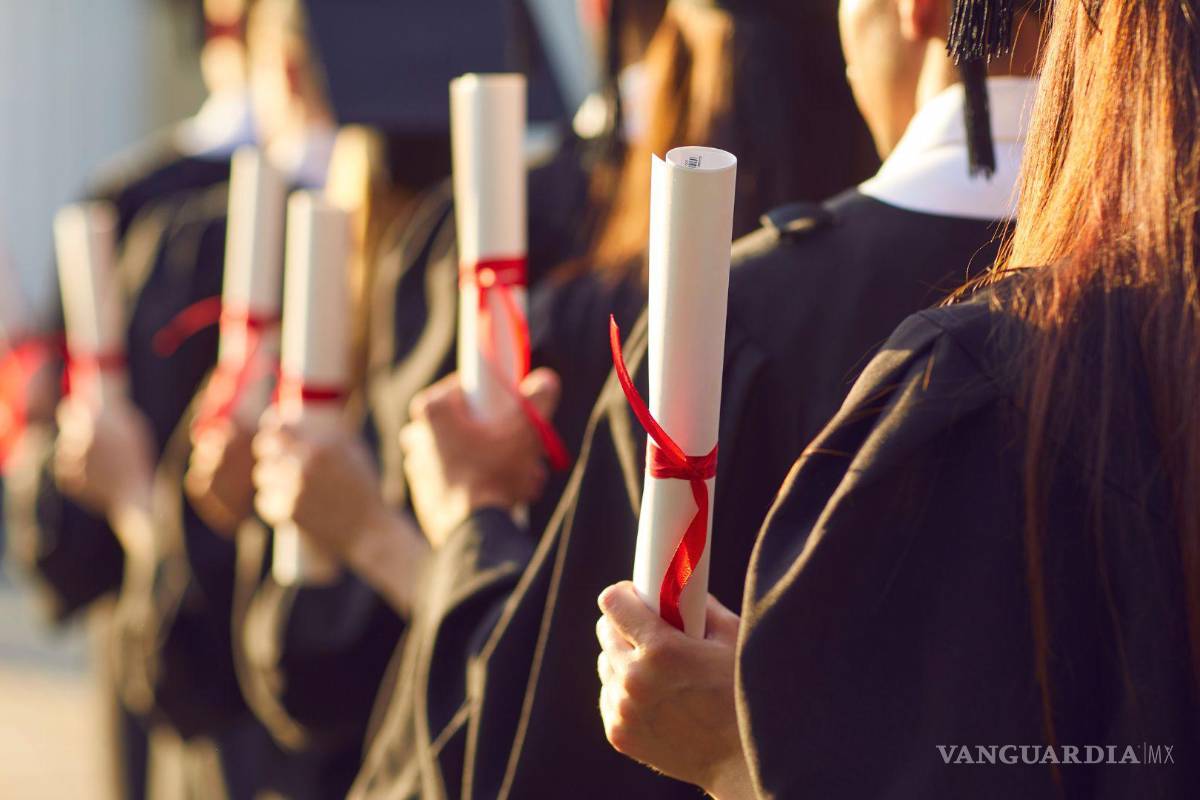 Coahuila: papás tardan hasta tres meses para que les otorguen permisos para ir a graduaciones