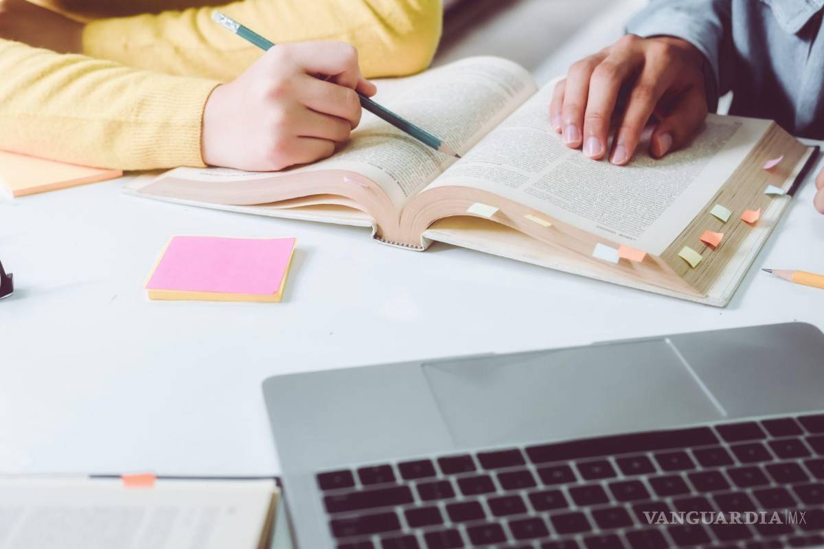 ¿Buscas universidad en Coahuila? Cuidado, revisa que no sea ‘patito’