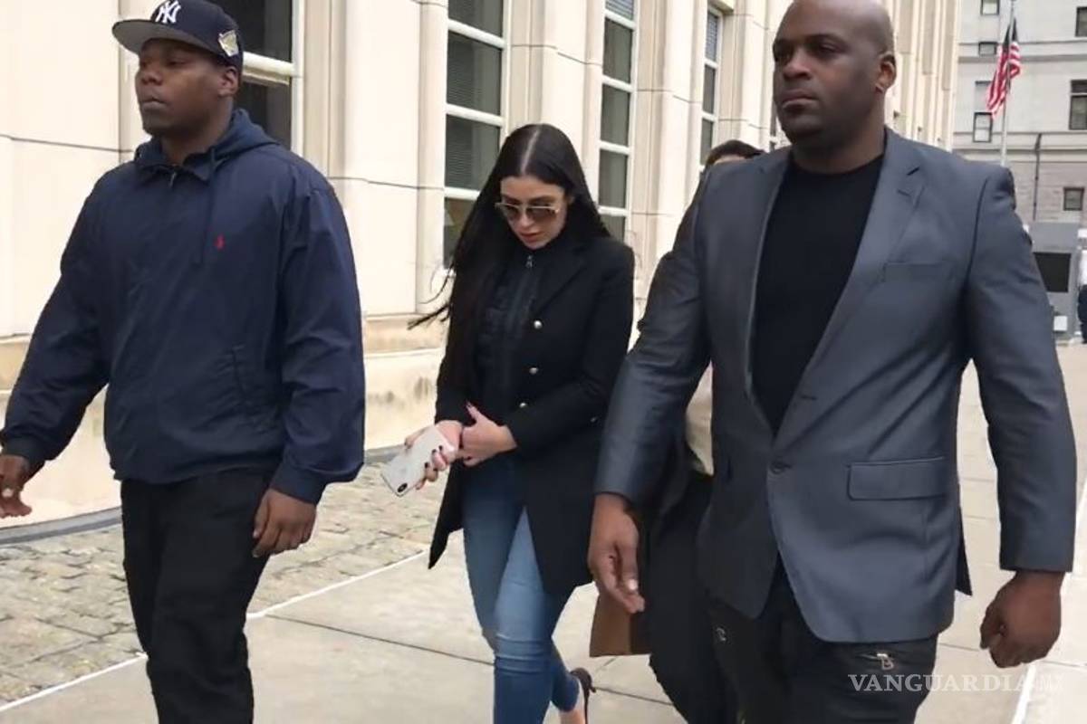 Video muestra seguridad de Emma Coronel; guardaespaldas escoltan a la esposa de 'El Chapo' en NY