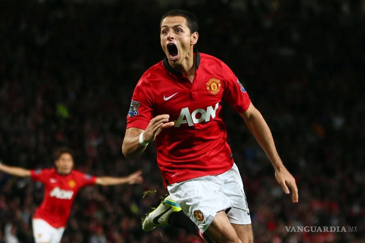 Aficionados del Manchester piden de vuelta al 'Chicharito'