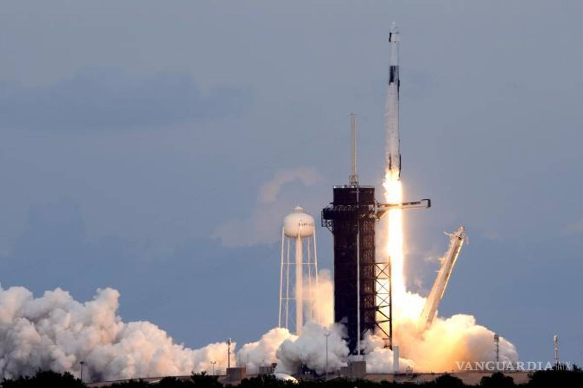 Despega vuelo privado de SpaceX a Estación Espacial Internacional