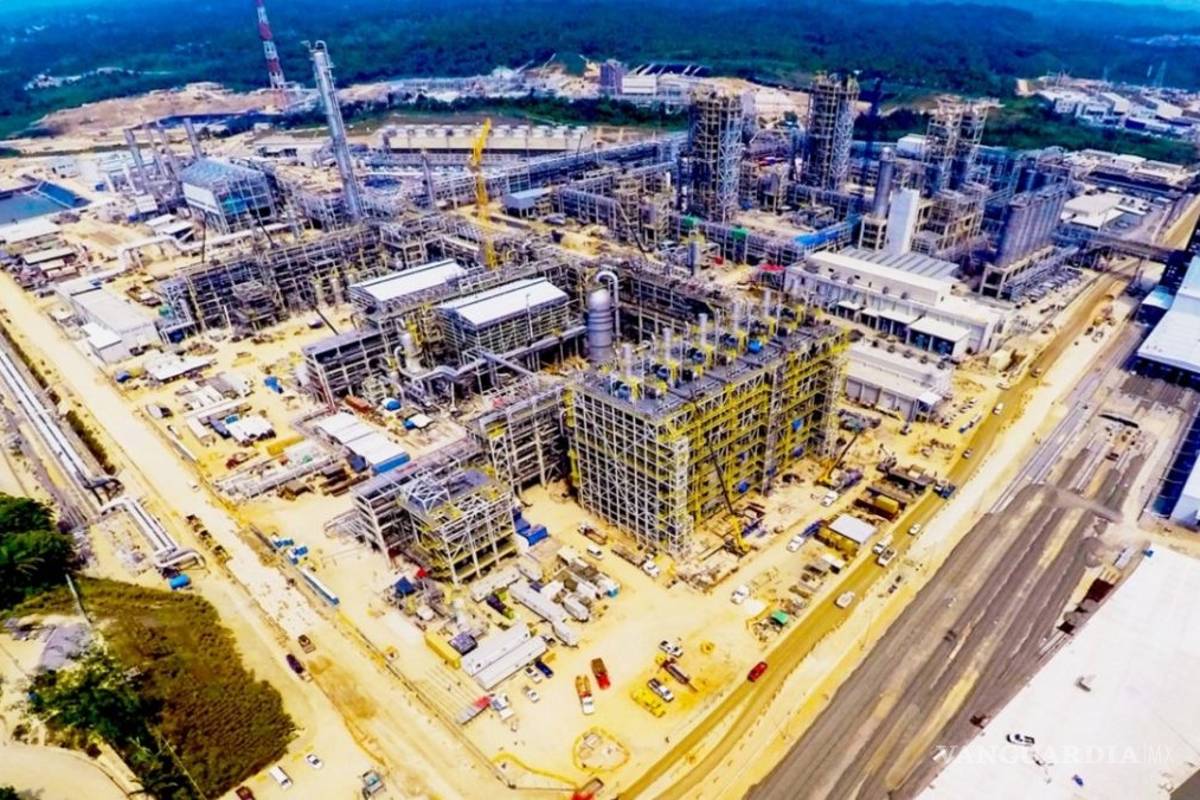 Cláusula nuclear obligaría a Pemex a comprar Etileno XXI