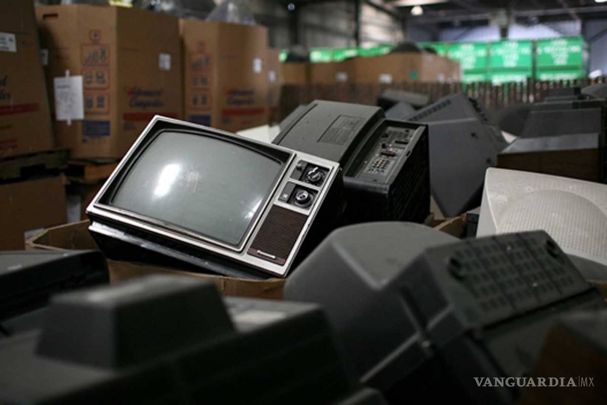 $!A 21 días de apagón analógico, faltan 100 mil aparatos de entregar