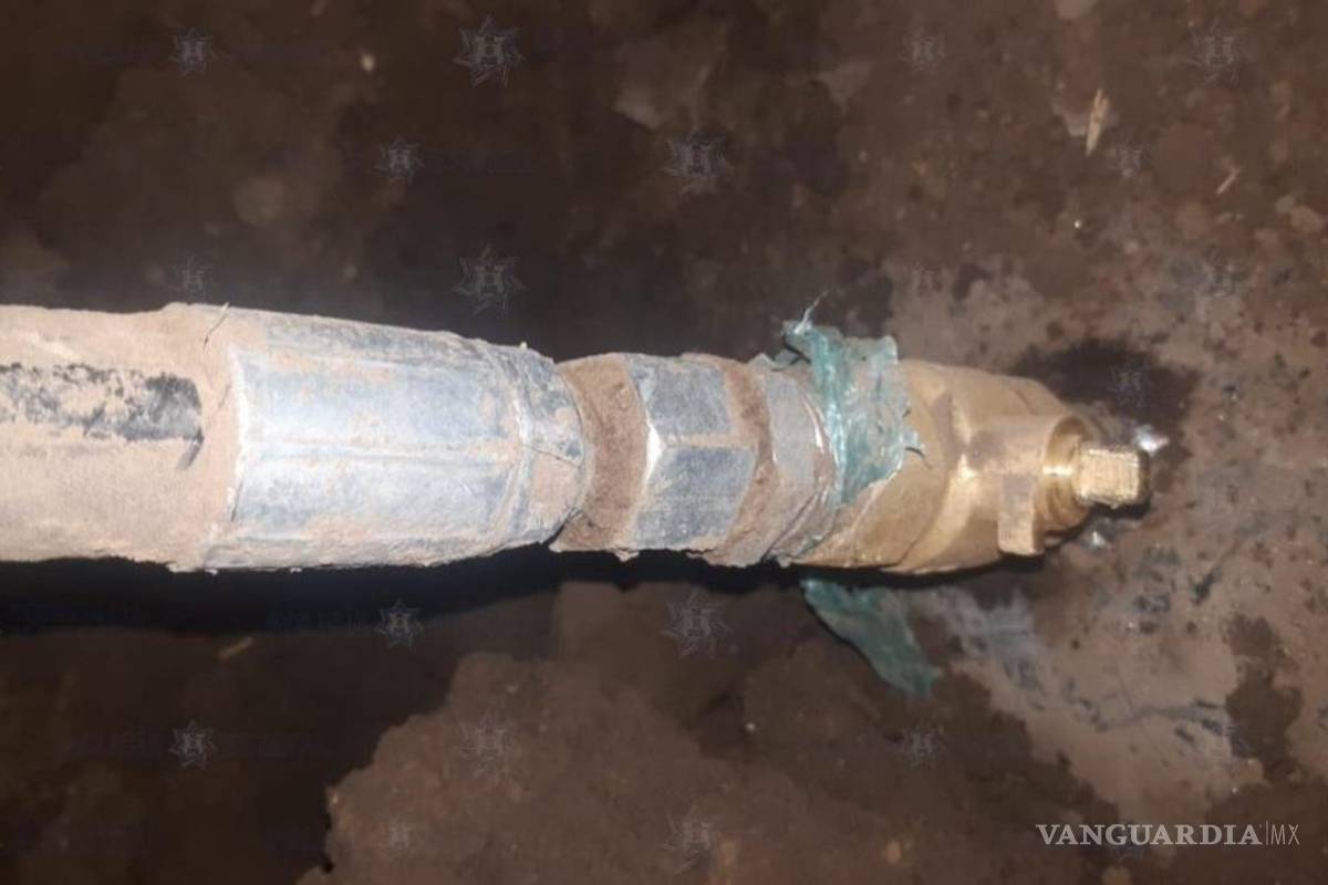 Hallan toma clandestina de combustible en Otumba, en el Edoméx