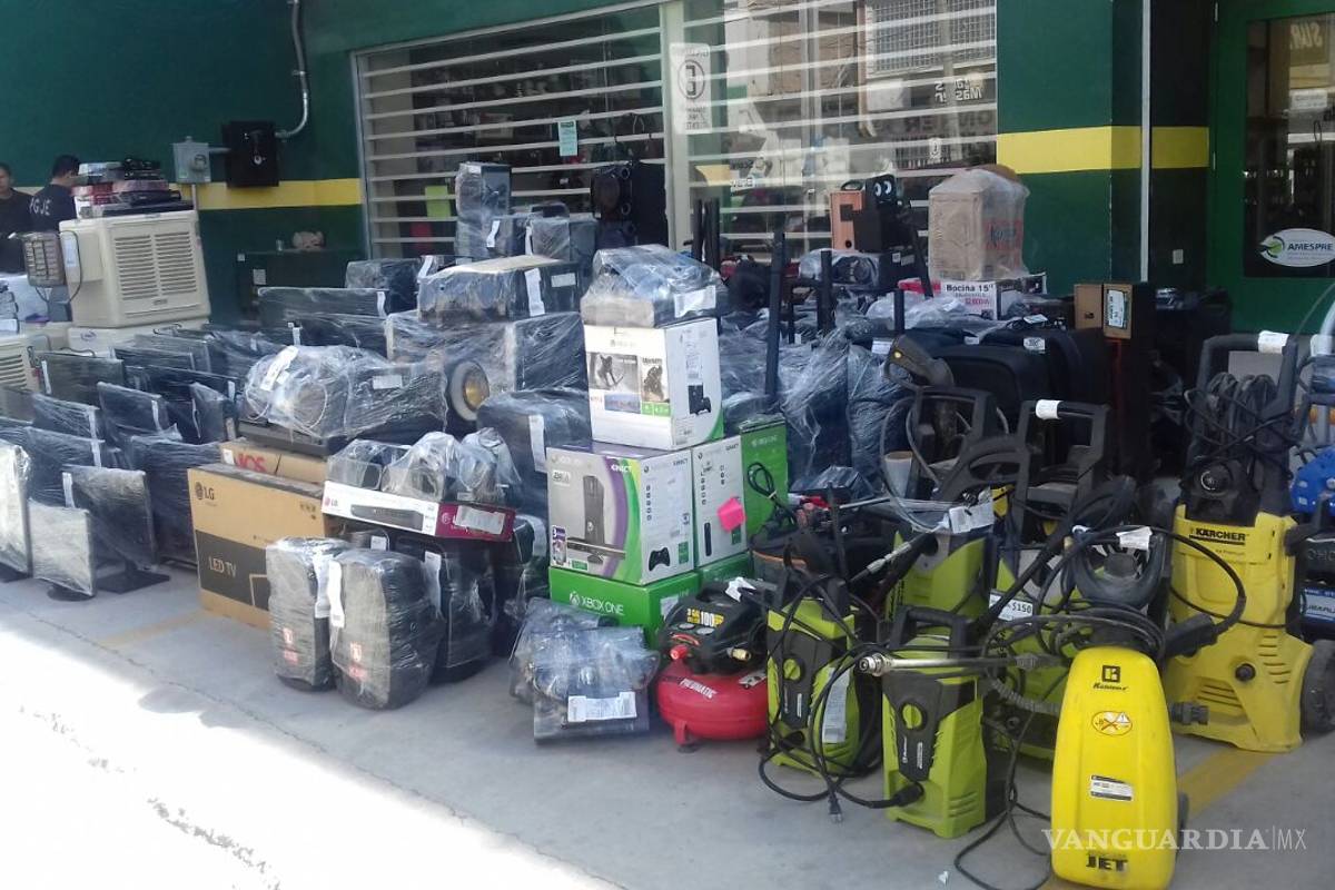 Por no presentar las facturas, Fiscalía de Coahuila decomisa aparatos a casas de empeño