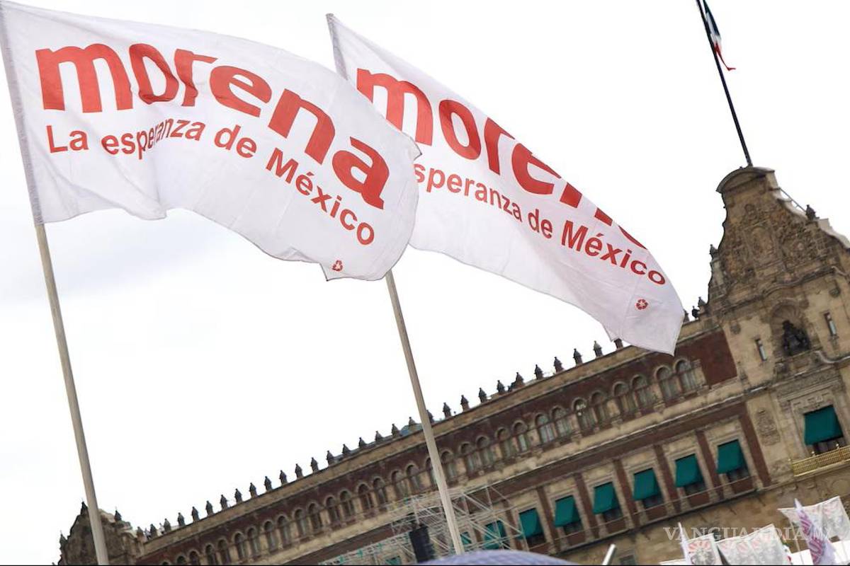 Morena: Un corazón guinda enfermo