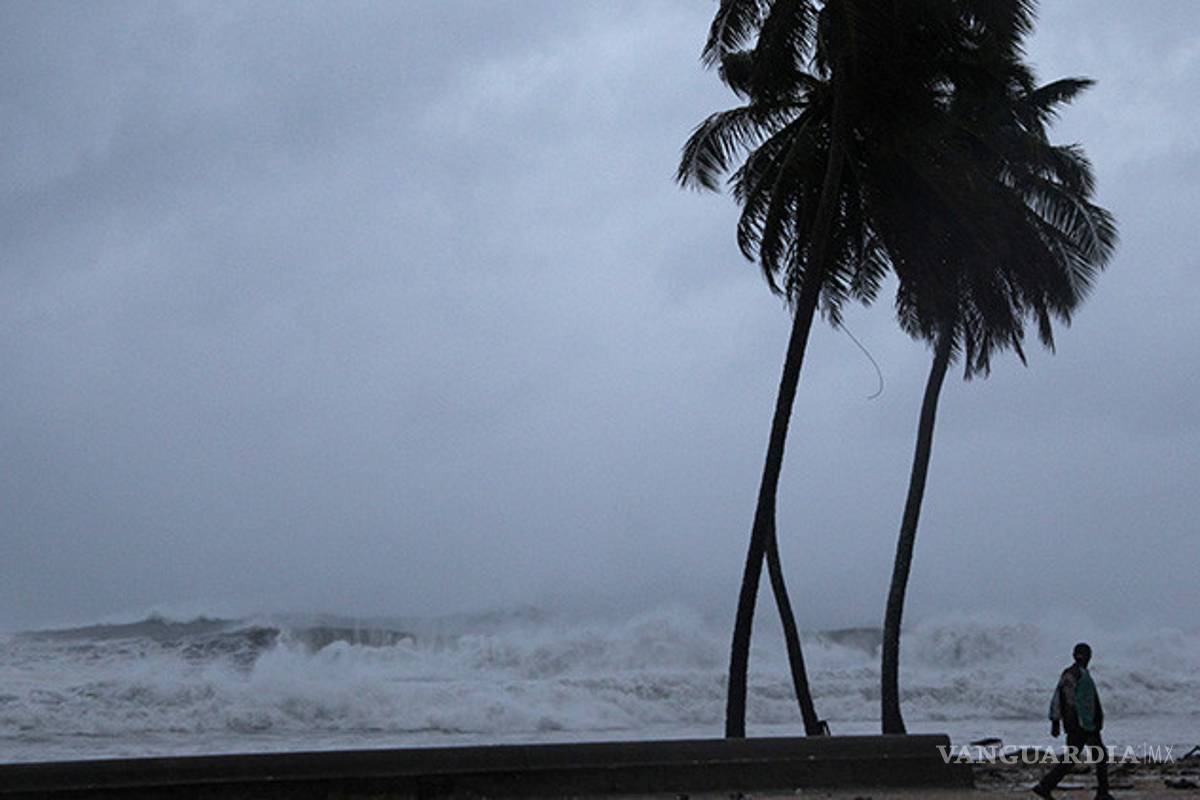 Huracán José, de categoría 1, se mueve entre Bahamas y Bermudas