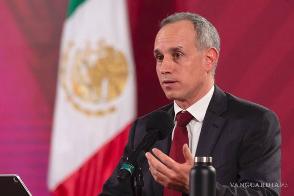 AMLO llama a salir... y López-Gatell pide actuar como adultos porque COVID-19 'no va a acabar pronto'